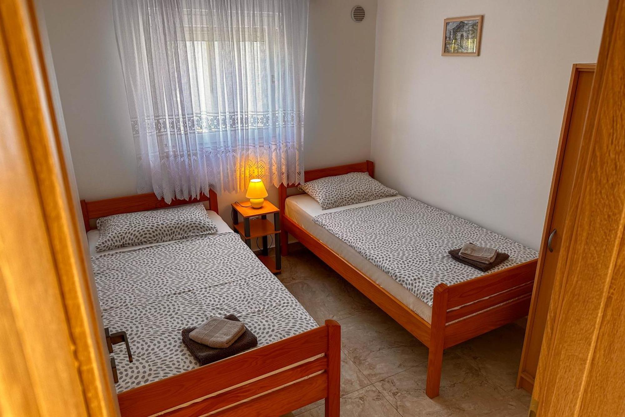 Apartmani Trupeljak Mandre Room photo